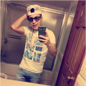 Meet your Posher, Edwin